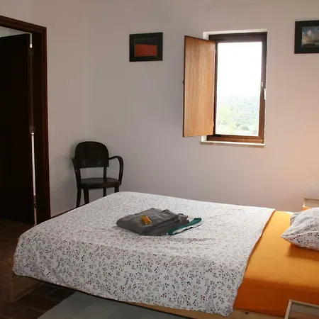 Alojamento de Acomodação e Pequeno-almoço Casa Paz Do Barrocal Currais Boieiros